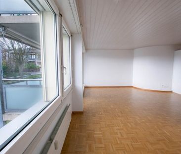 Beautiful 3.5-room apartment for rent in a quiet location in Brügg - Photo 4