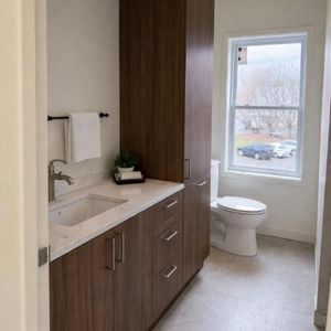 5 1/2 - Sainte-Thérèse - 2 300 $/mois - Photo 2