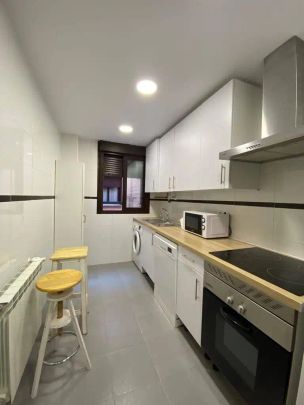 Piso de alquiler en Bargas - Foto 1