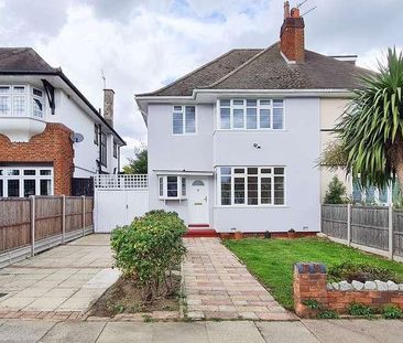 Orchard Drive, Edgware, HA8 - Photo 3