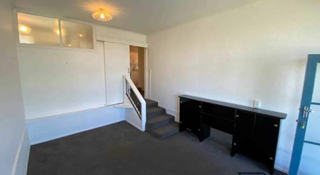 Tidy downstairs Unit - Photo 4