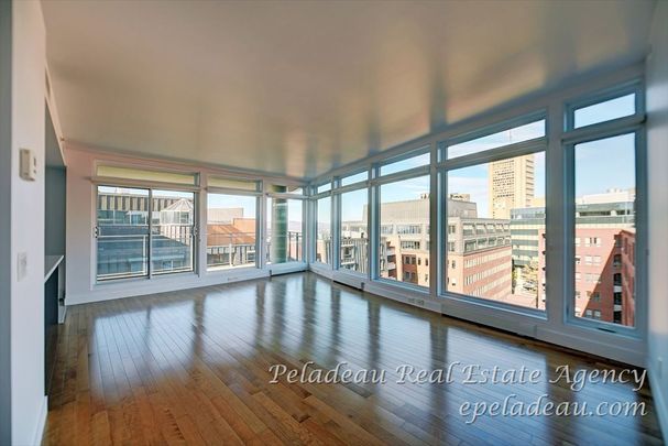 1175 Av. Turnbull #821 - Photo 1