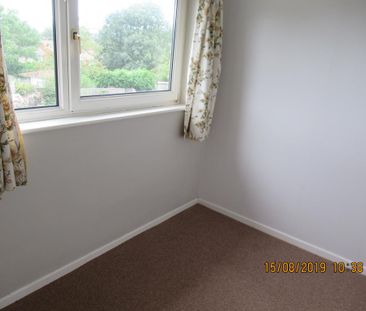 4 bedroom detached house to rent - Photo 5