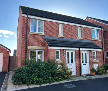 2 bedroom semi-detached house to rent - Photo 3