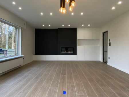 Mooi gerenoveerde woning in Brugge Sint-Pieters! - Photo 3