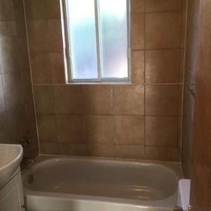 1 CH - 1 SDB - Montréal - $1,100 /mo - Photo 2