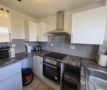 Granary Close, Edmonton, N9 - Photo 1