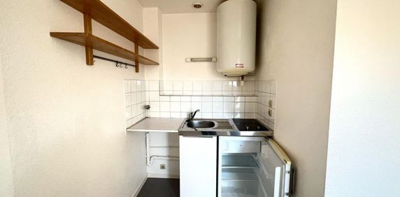 Location Appartement 1 pièce 23m² ROANNE 42300 - Photo 2