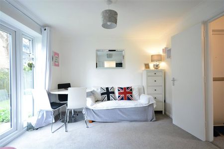 Firle Court, Yeomanry Close, Epsom, Surrey, KT17 4DD - Photo 2