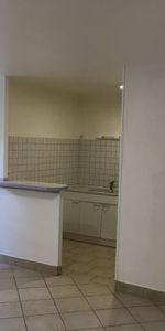 Location Appartement 3 pièces 56m² - Photo 3