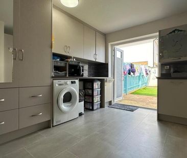 3 bedroom house to rent - Photo 3