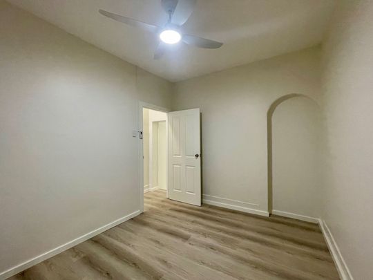 Updated 2 bedroom terrace in a wonderful location - Photo 1