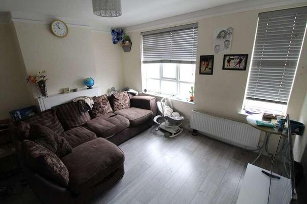 Honeypot Lane, Stanmore, HA7 - Photo 1