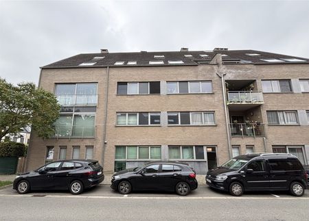 Appartement met 2 ruime kamers en terras - Foto 4