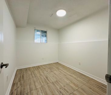 For Lease - 1448 Outlet Drive Unit# 2, Oshawa, Ontario - Photo 6