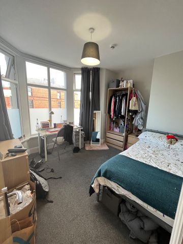 7 Bed Flat, Smithdown Road, L15 - Photo 5
