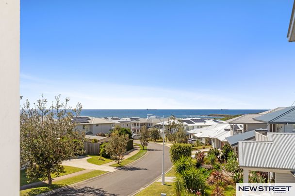 48 Stollard Street, Catherine Hill Bay NSW 2281 - House For Rent | Domain - Photo 1