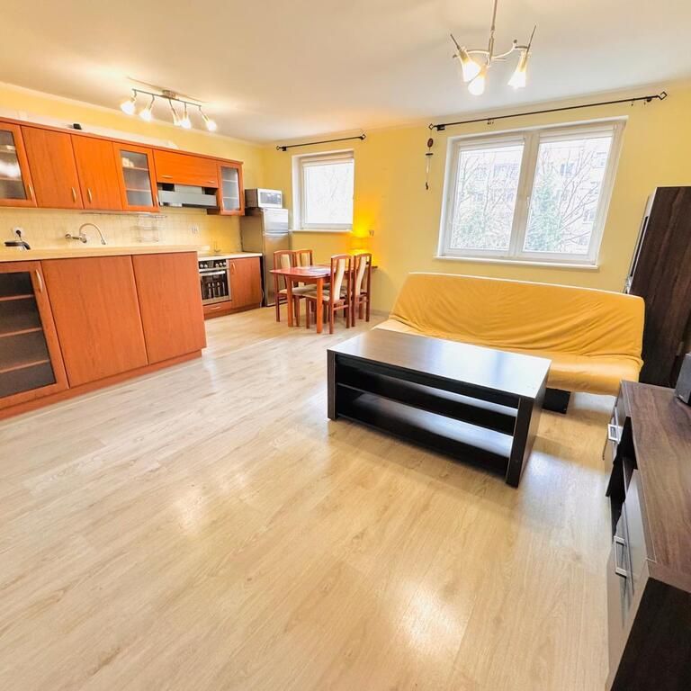 Warcisława, 2 pokoje, balkon - Photo 1