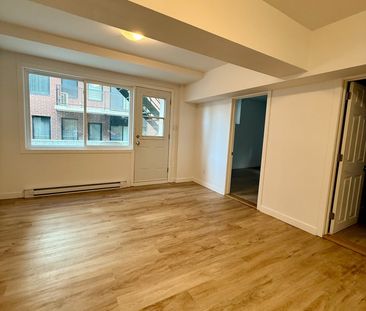 Av. Ekers, H3S 1E2, Montréal - Photo 1