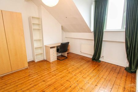 3 bedroom terraced house to rent - Photo 3