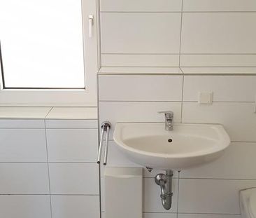 Mittendrin statt nur dabei: 2,5 Raum Wohnung in Stadt Nähe - Foto 1