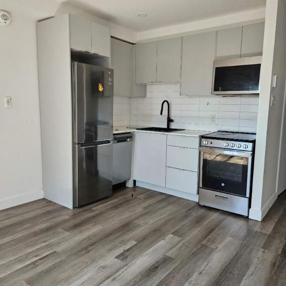 1 CH - 1 SDB - Montréal - $1,490 /mo - Photo 1