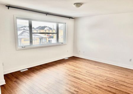 Maison à étages à louer - Gatineau (Gatineau) (Des Fleurs,Rémi Berthiaume,Cheval Blanc) Maison à étages à louer - Gatineau (Gatineau) (Des Fleurs,Rémi Berthiaume,Cheval Blanc) - Photo 4