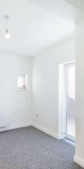 Jersey Road, Wolverton, MK12 - Photo 1