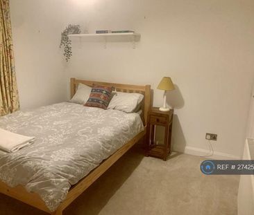 1 bedroom in a house share to rent - Photo 4
