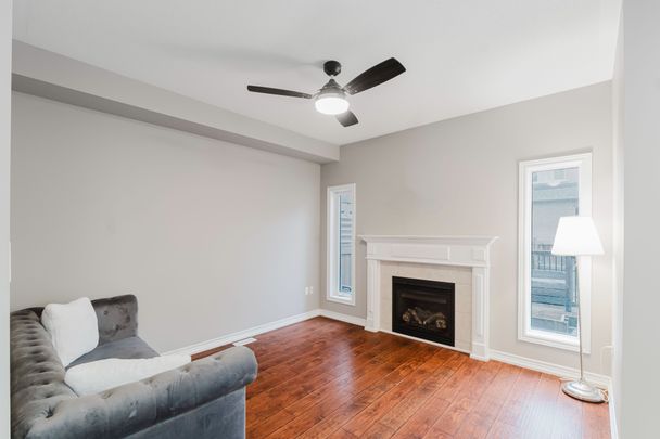 For Lease - 32 Grey Wing Avenue, Georgina, Ontario - Photo 1