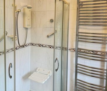 3 bedroom Bungalow To Let Total Size: 797 SQ FT - Photo 1