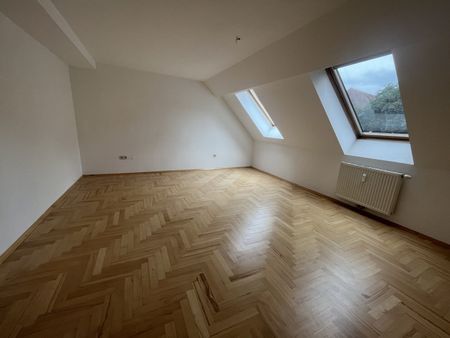 Provisionsfrei! Sonnendurchflutete 2-Zimmer-Wohnung in beliebter und hipper Lage mit Schlossberg Blick - Foto 5