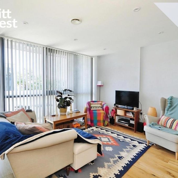 1 bedroom flat to rent - Photo 1
