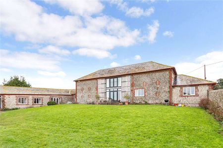 Detached barn conversion with stunning views over the South Downs - Photo 4