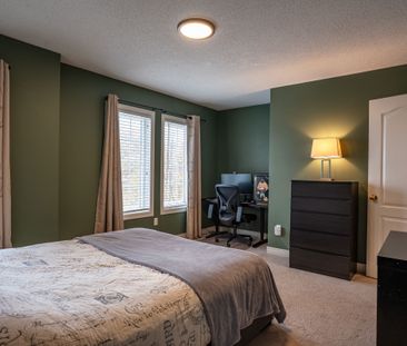 For Lease - 23 Northgrove Crescent, Whitby, Ontario - Photo 6