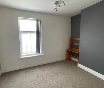 4 Bedroom House to Rent - Page Hall Road, Sheffield, S4 - Photo 3