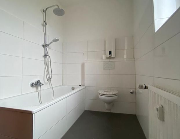 Wunderschöne Altbauwohnung 2,5 Zimmer Wohnung in Duisburg Homberg - Foto 1