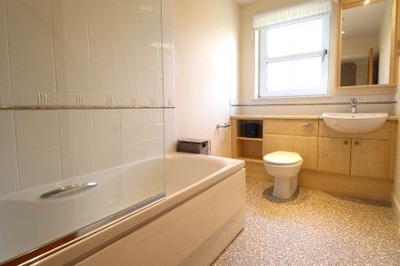 Rubislaw Mansions, Aberdeen, AB15 - Photo 4