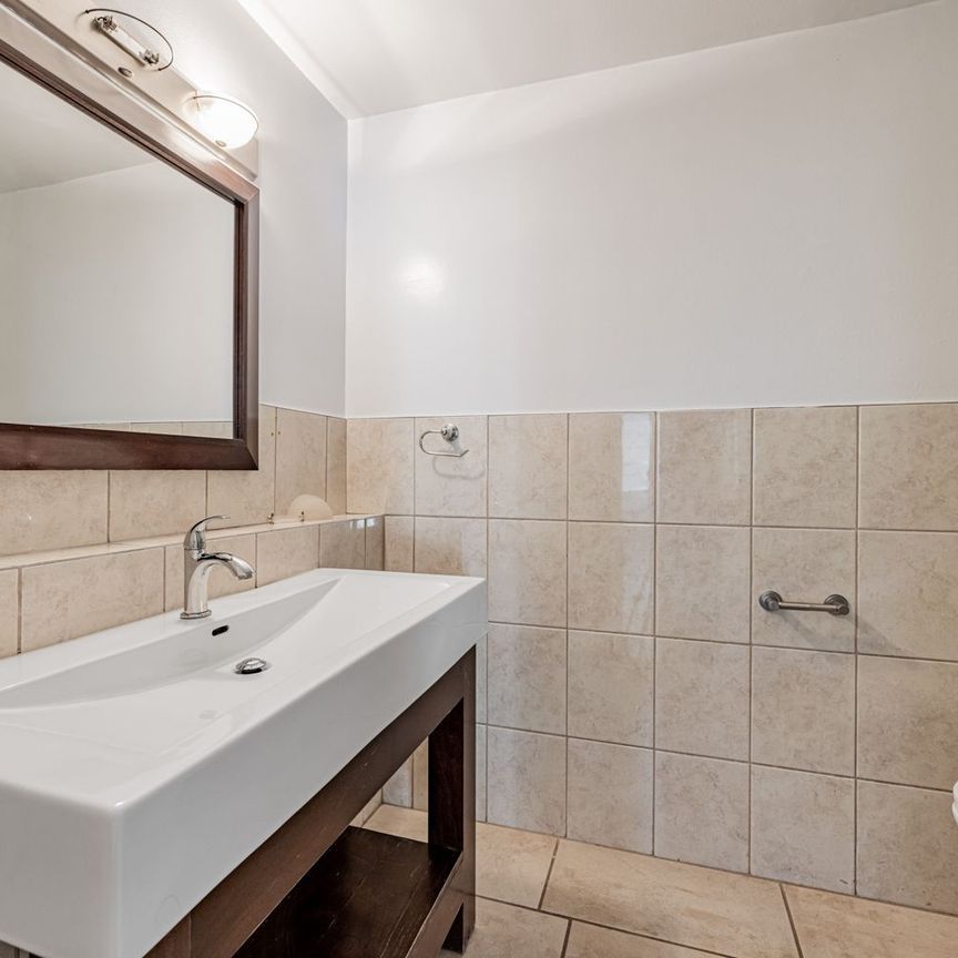 For Lease - 2500 Bathurst Street Unit# 105, Toronto, Ontario - Photo 1