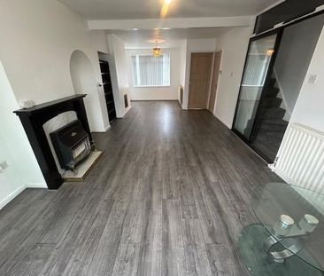 3 bedroom property to rent - Photo 3