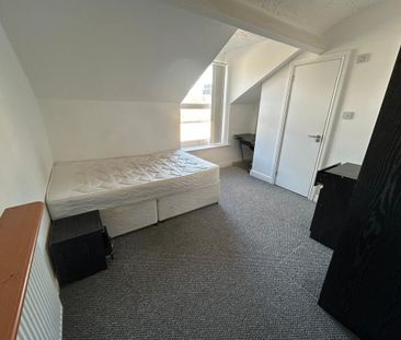 5 bedroom house share to rent - Photo 1