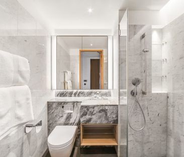 Nine Elms Lane River Park Tower SW8 - Photo 3