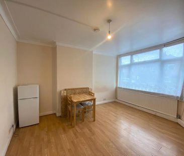 1 bedroom house of multiple occupation to rent - Photo 1