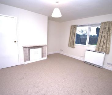 3 bedroom end of terrace house to rent - Photo 4