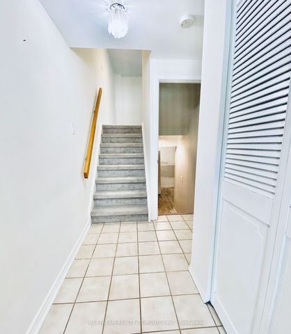 For Lease - 2020 Pharmacy Avenue Unit# 2, Toronto, Ontario - Photo 3