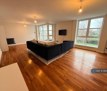 2 bedroom flat to rent - Photo 3