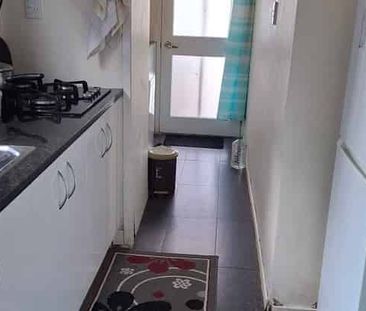 3 Bedroom Townhouse in Northcote - Photo 3