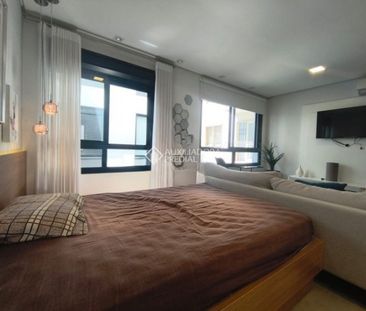 Apartamento com 1 quarto e 36m² para alugar em Menino Deus, Porto A... - Foto 3