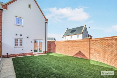 HUNTINGDON - Photo 4