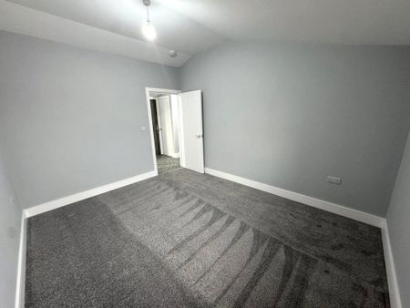 3 bedroom penthouse to rent - Photo 5